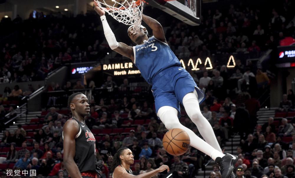 小就表现出 小就表现出